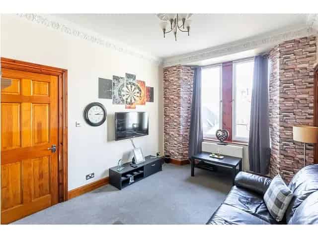 2 Bedroom Flat for Sale in Bonnington Edinburgh