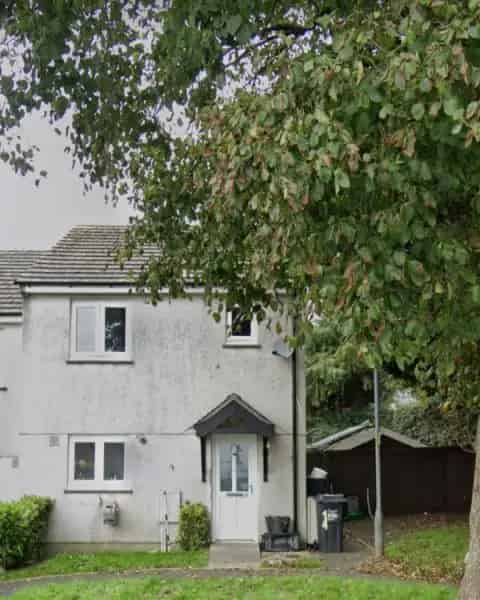 3 Bed Semi Detached House St Ives Ample Parking Wrap Around Garden