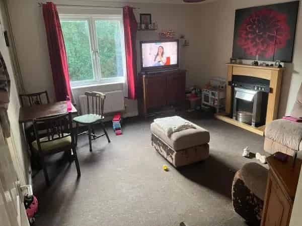 23 Bed House or Ground Floor Flat with Garden Wanted
