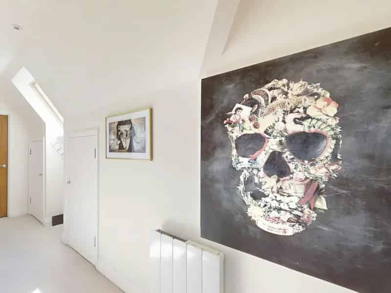 Spacious Top Floor Flat in Ansty Cross Haywards Heath