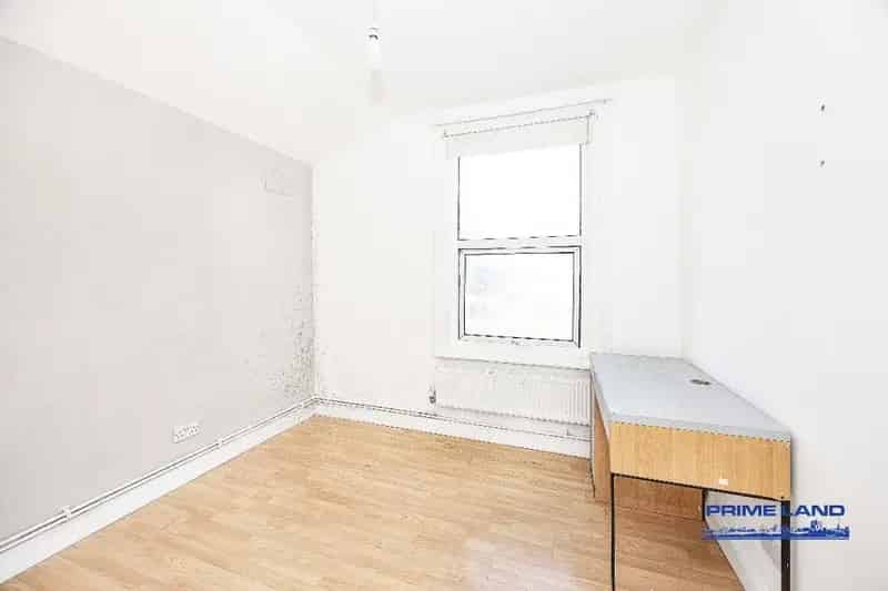 4 Bedroom Terreced House to Rent