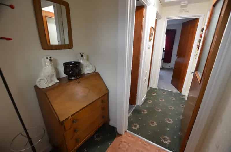 End Terrace Bungalow One Double Bedroom Excellent Storage