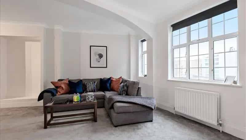 2 Bedroom Apartment Near Regents Park