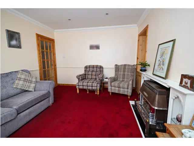 2 bedroom flat  for sale