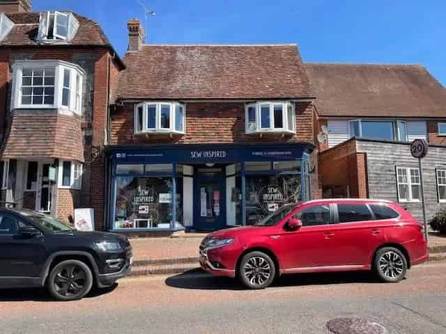 House For Sale , Coach House Mews, London, England