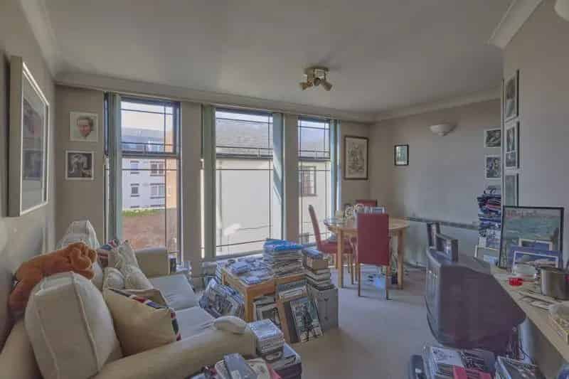1 Bedroom Apartment for Sale