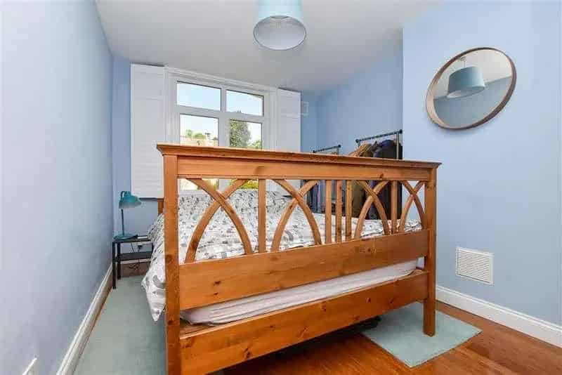 1 Bed Flat for Sale - Period Character and Modern Living