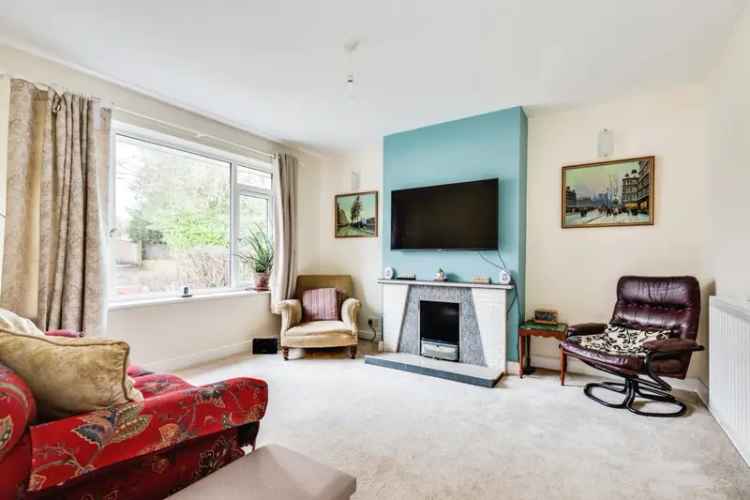 3 Bed Semi-Detached Bungalow Chiseldon Refurbished