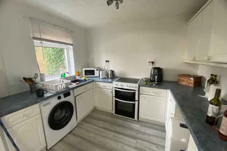 Spacious Furnished House Share in ADEL - Available Now