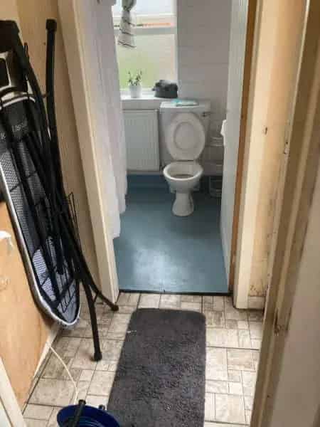 One Bedroom Flat with Private Garden and Off Road Parking