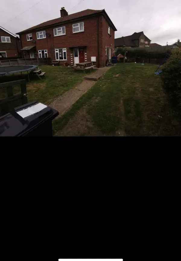 House For Rent in Rotherham, England