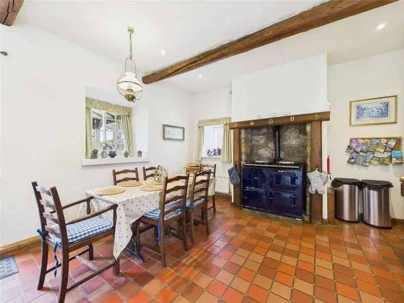 4 Bed Grade II Listed Georgian Farmhouse with 3.18 Acres