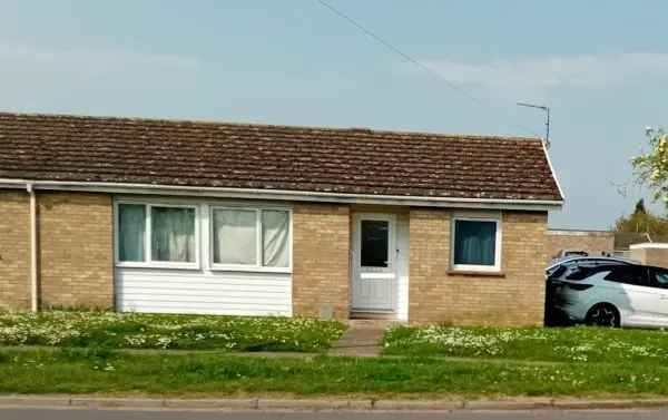 Bungalow For Rent in East Cambridgeshire, England