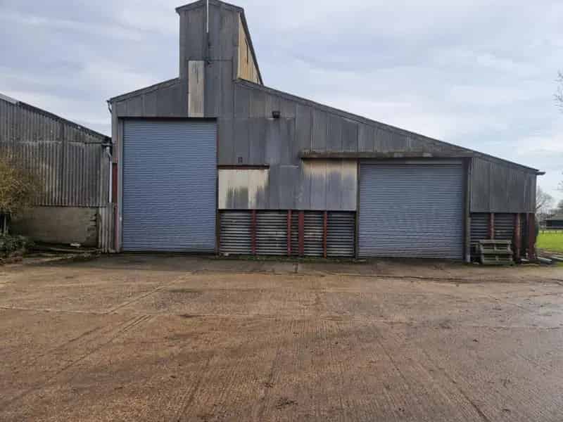 6500 sq ft Secure Rural Warehouse Workshop near Halstead