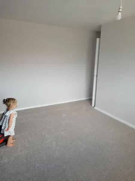2 Bedroom Second Floor Flat Quiet Area Nice Neighbors
