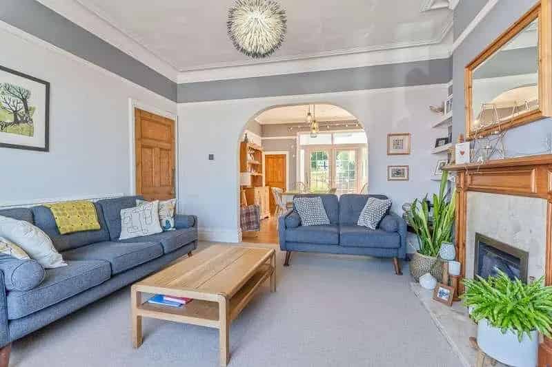 4 Bed Semi Detached House For Sale