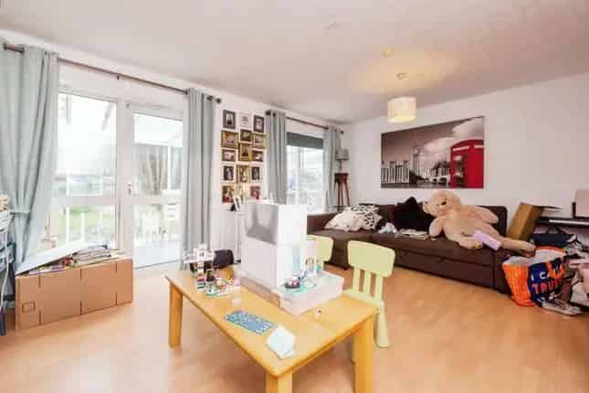 Four Bedroom Detached House for Sale No Onward Chain