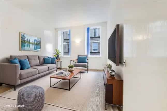 Stylish Studio Flat in Glasgow's Miller Street