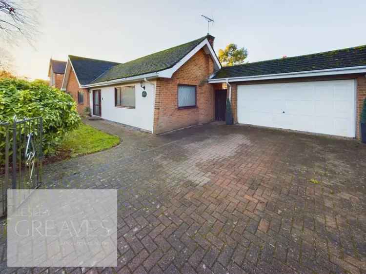 3 bedroom detached bungalow for sale