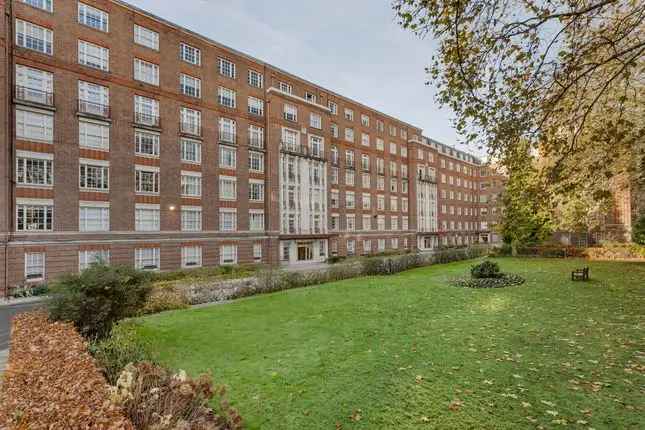 Flat for sale in Eyre Court, Finchley Road, London, St John's Wood, London NW8, United Kingdom