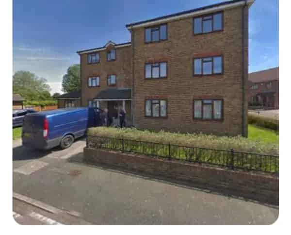 One Bedroom Ground Floor Flat Available for Immediate Move