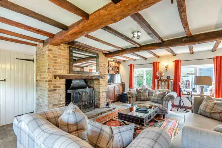 4 Bedroom Detached House For Sale Wood Street Village