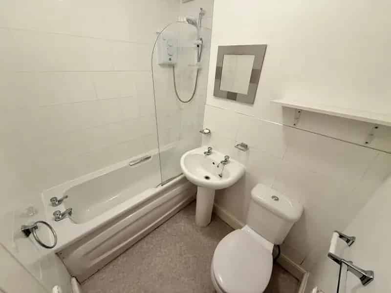 2 Bedroom Apartment to Rent