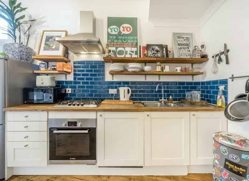 2 Double Bedroom Victorian Flat Ground Floor Own Entrance