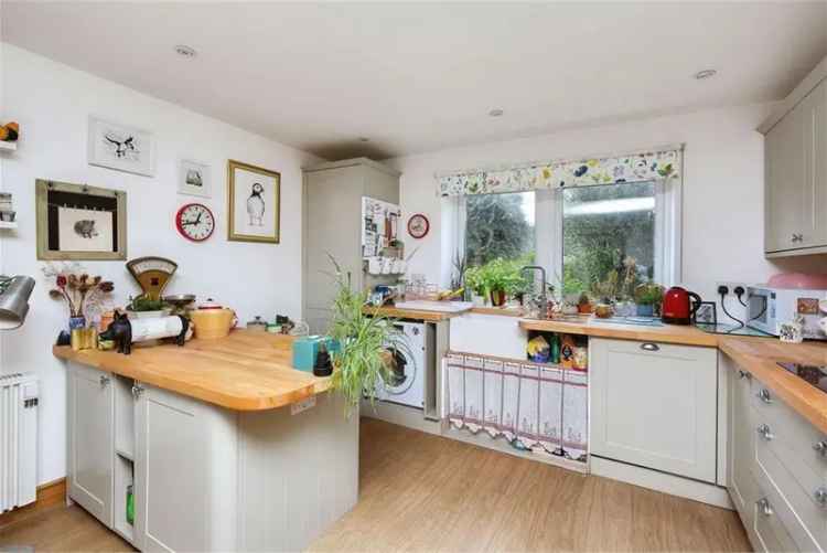 3 Bed House - Semi Detached with 3 Reception Rooms