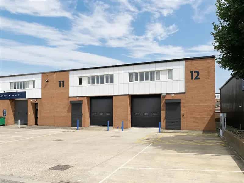Industrial property For Rent , London, England