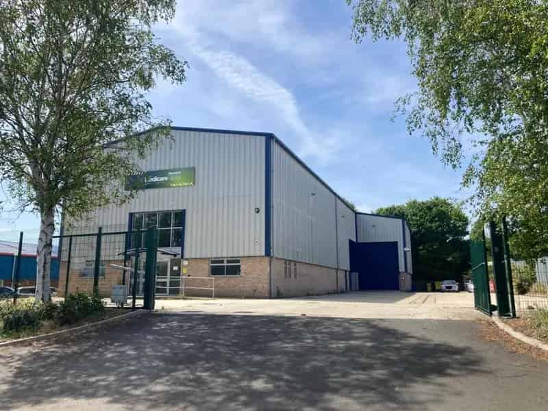 Modern Industrial Warehouse Unit To Let