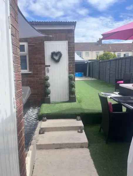 3 Bed Terraced House Brislington Large Garden Close to Amenities
