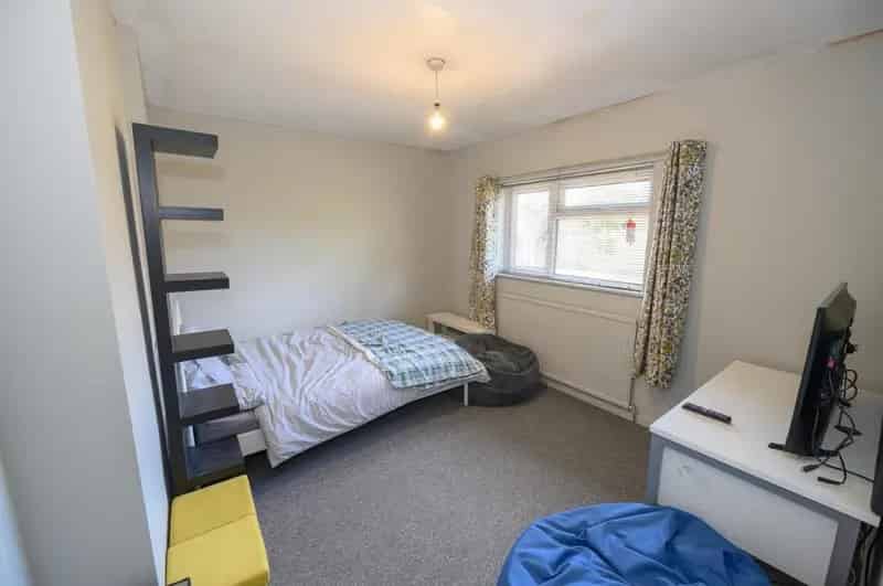 3 Bed End Terrace House Large Corner Plot Investment Frenchay