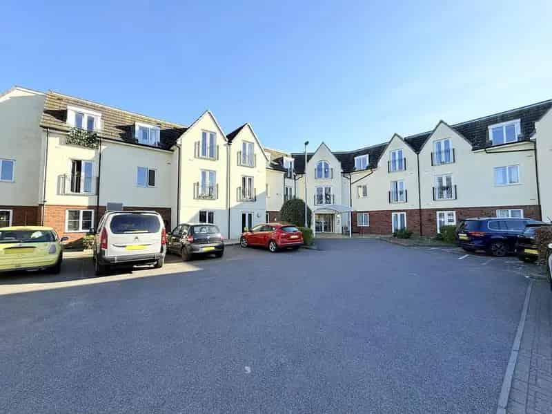 2 Bedroom Retirement Apartment for Sale