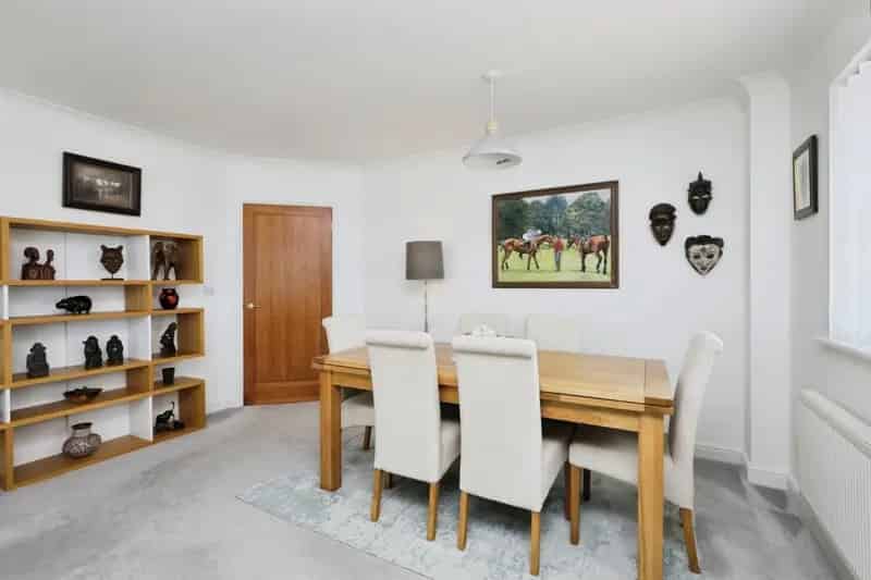 Three Double Bedroom Sea View Apartment with Share of Freehold