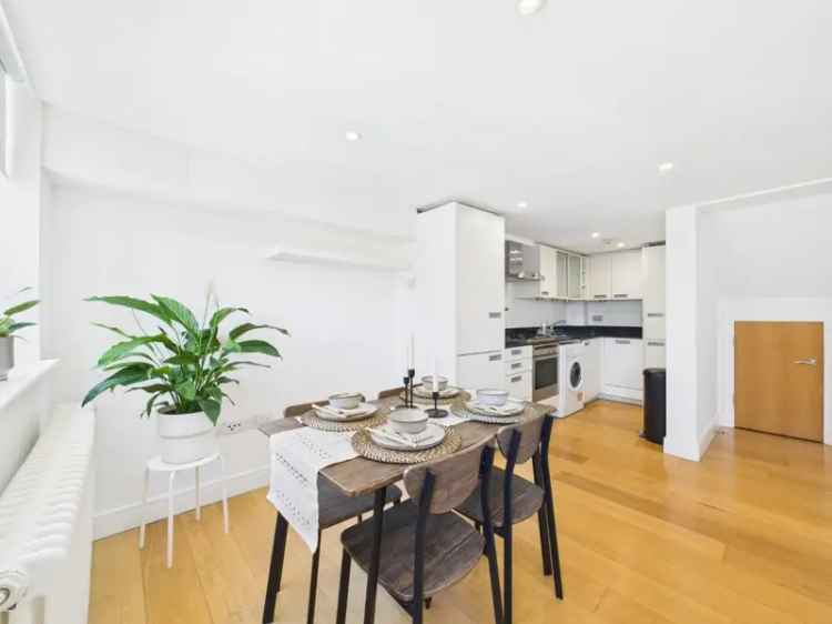 1 Bedroom Flat for Sale in Dalston