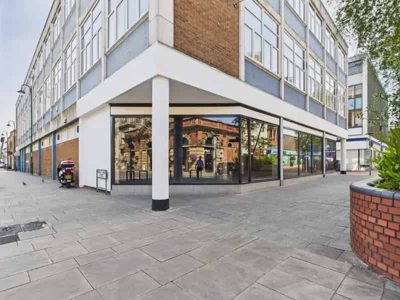 Retail Units in Crewe Town Centre 775-5100 sq ft