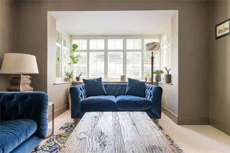 4 Bed House for Sale with Garden Pavilion and Annexe