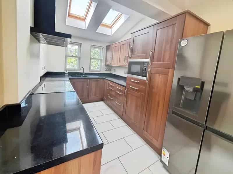 3 Bedroom House For Sale in Harborne Village