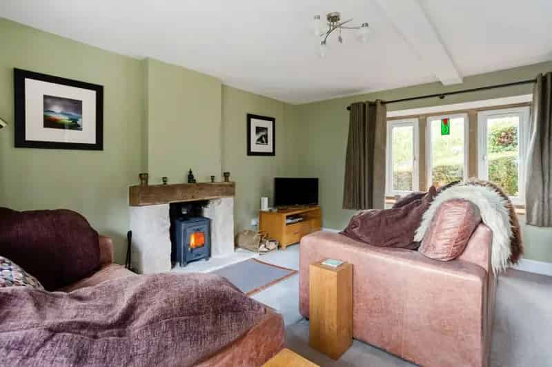 4 Bedroom Detached Cotswold House for Sale
