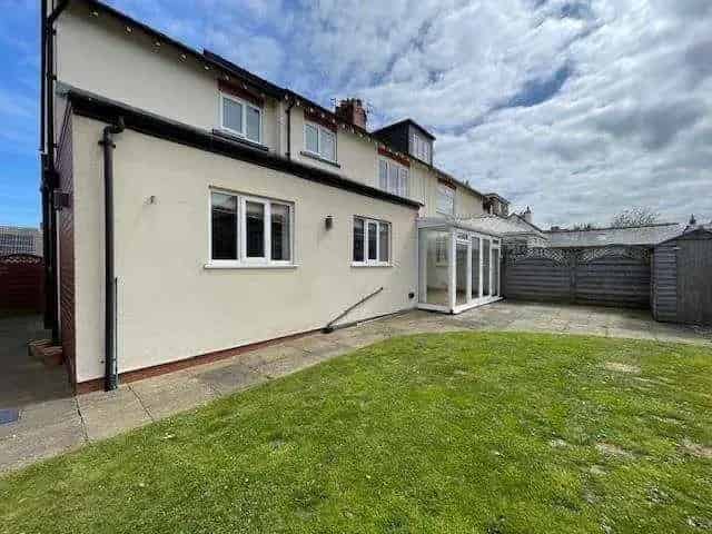 4 Bed Extended Semi-Detached House for Sale