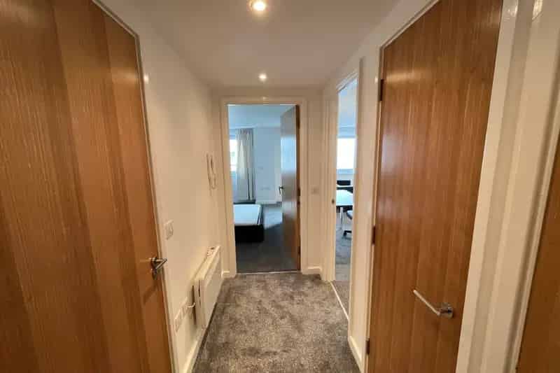 Flat For Rent , Swindon, England