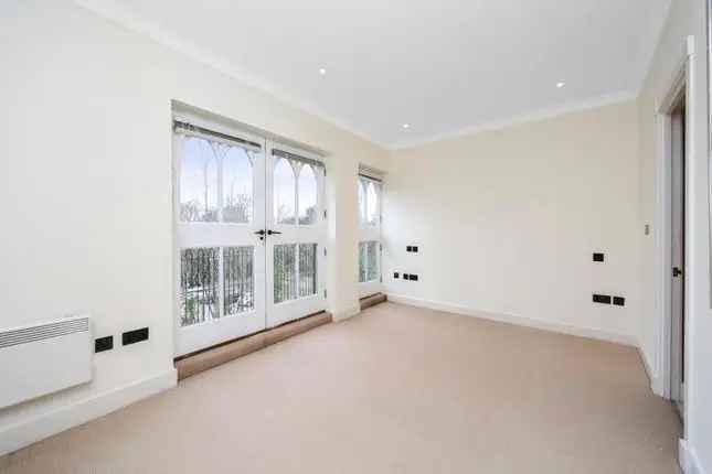 3 Double Bedroom House Hampstead NW3 - Gated Development