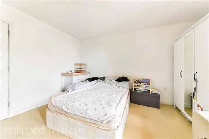 Flat For Rent , London, England