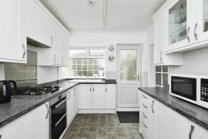 Three Bedroom Detached House For Sale No Upward Chain