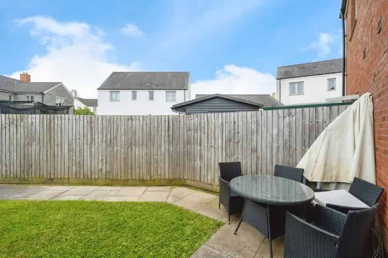 2 Bedroom Terraced House Llandarcy Estate