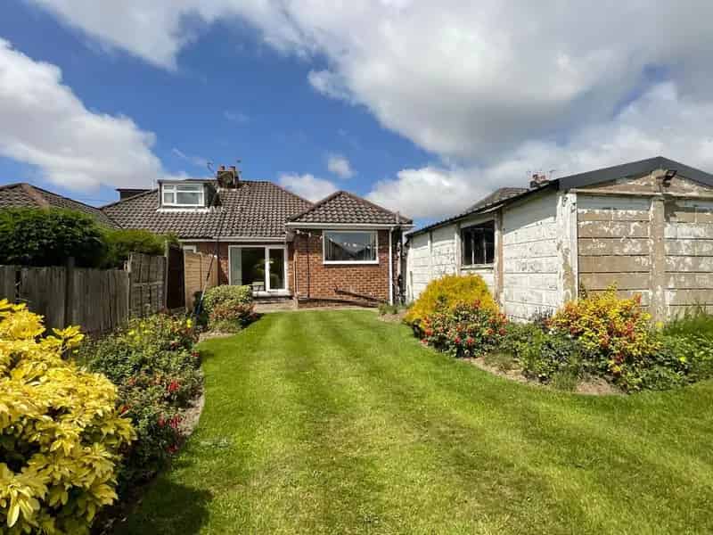 3 Bed Semi-Detached Bungalow For Sale