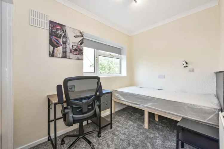 4 Bedroom House To Rent Available 2025
