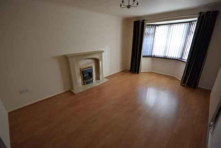 4 bedroom detached house to rent