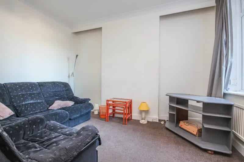 5 Bedroom Semi Detached House Bournemouth
